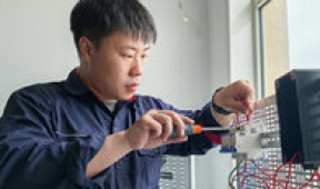 【市城市燃熱集團富泰熱力】公司組織開(kāi)展電工實(shí)操技能提升培訓