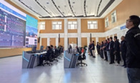 【市城市燃熱集團富泰熱力】公司工會(huì )組織員工參觀(guān)智慧供熱調度中心及長(cháng)輸隔壓換熱站